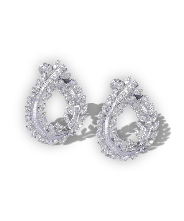 OVAL DIAMOND HOOP EARRINGS