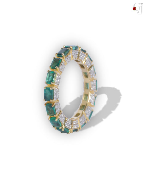 EMERALD PREZZIE BAND RING