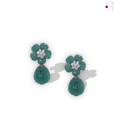 SILVER EMERALD ICONIC EARRINGS